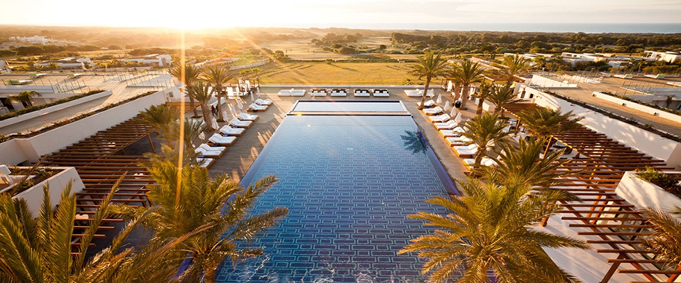 Luxury hotels and destinations in Essaouira