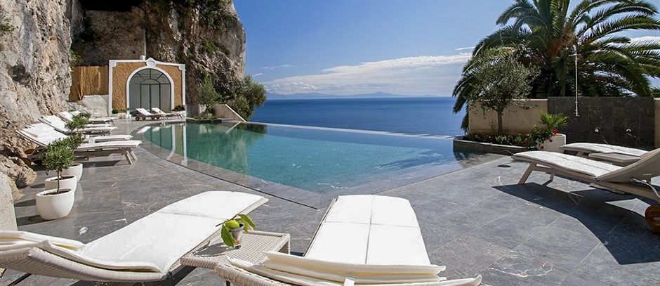 Luxury hotels and destinations in Amalfi Coast